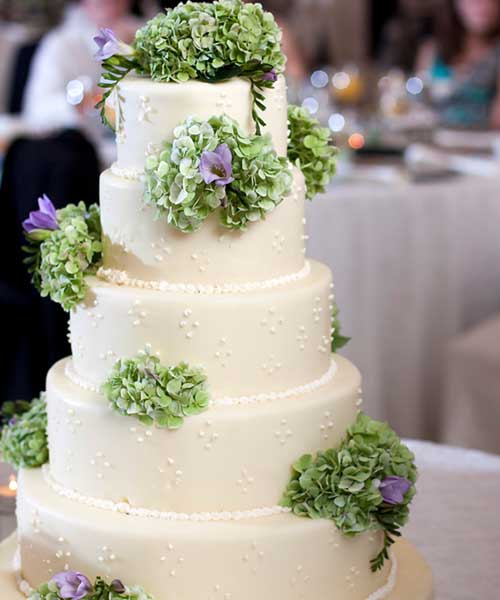 Flowers For The Wedding Cake